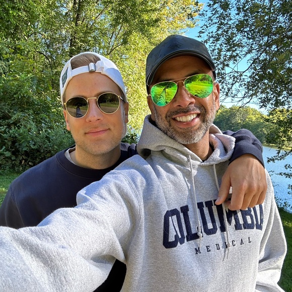 Martin; @TheFashionableCouple - Picture 11 of 16